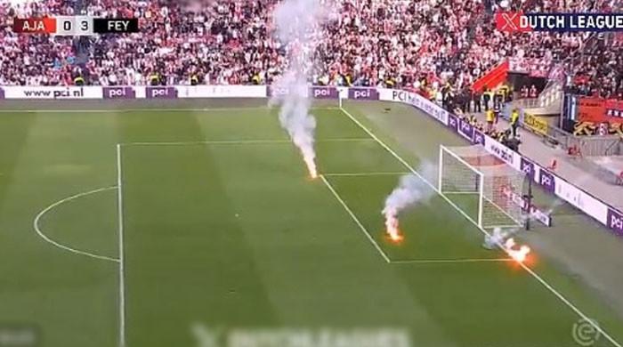 Ajax fans vandalise stadium