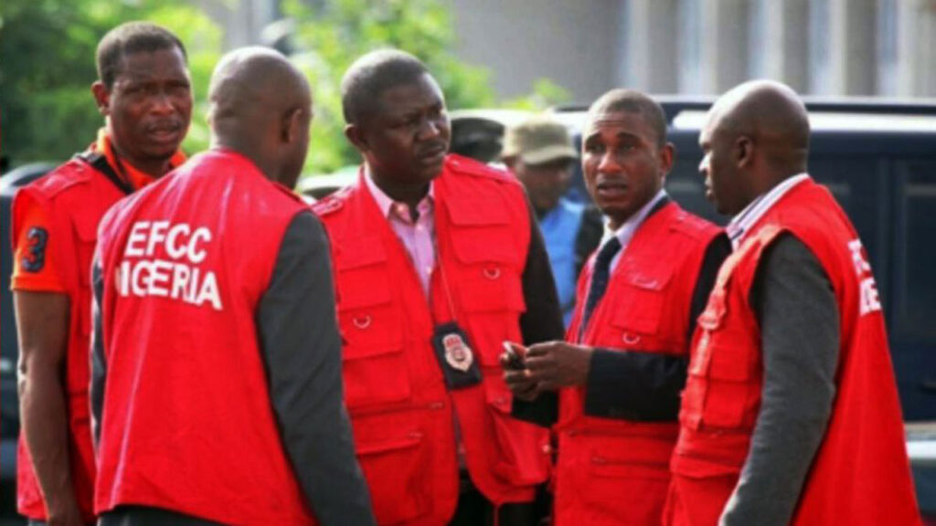 EFCC Arrests 15 Suspected Internet Fraudsters in Abuja, Rivers