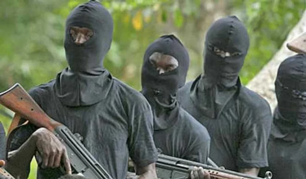 Gunmen Abduct Two Worshippers from Church in Ogun