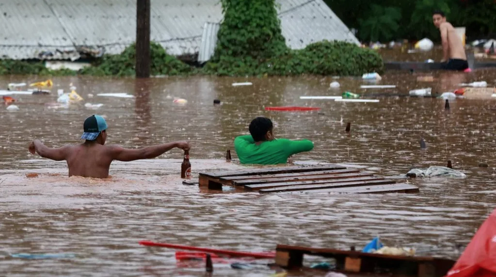 30 Reportedly Dead, 60 Missing As Dam Collapses in Brazil, Causes Massive Flooding