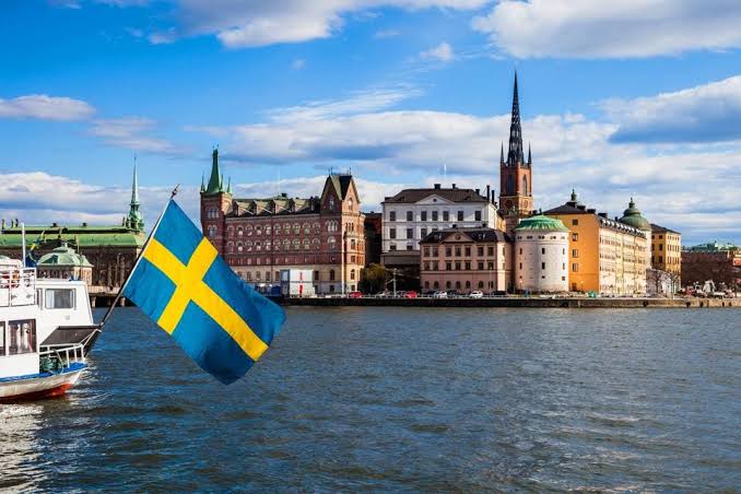 Sweden to Pay Immigrants Up to $34,000 for Voluntary Return